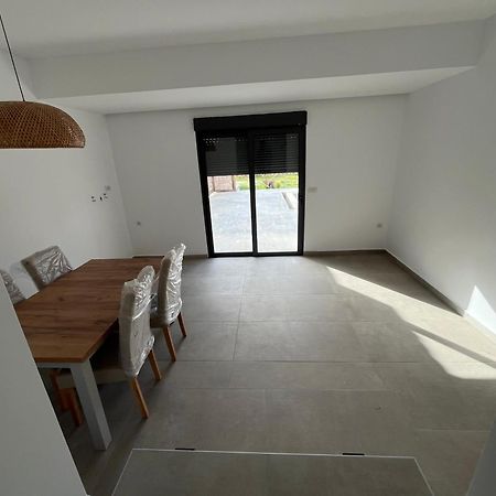 Cato Agro 3, Seafront Villa With Private Pool Afiartis エクステリア 写真