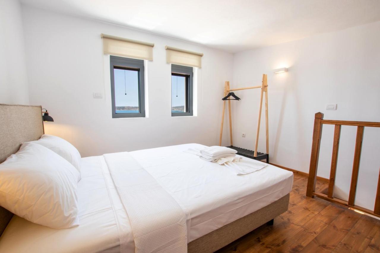 Cato Agro 3, Seafront Villa With Private Pool Afiartis エクステリア 写真